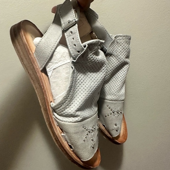 Miz Mooz Gray Sandals with Perforated Design and Elastic Collar - Picture 3 of 7